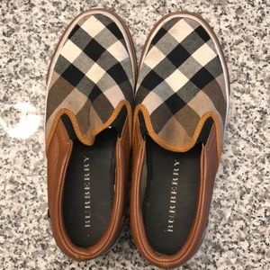 Burberry shoes